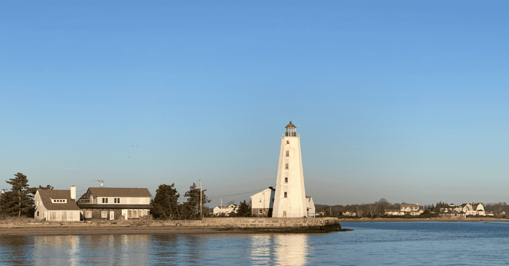 lynde point lighthouse old saybrook connecticut - Our Favorite Connecticut Shoreline Small Businesses
